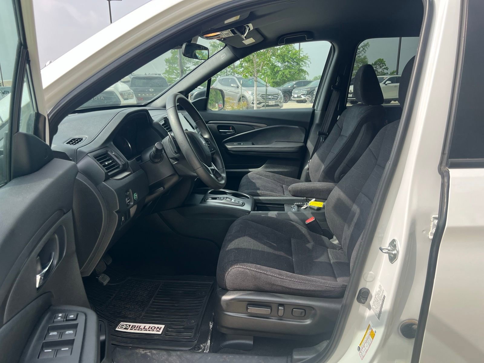 Used 2022 Honda Pilot Sport image 23