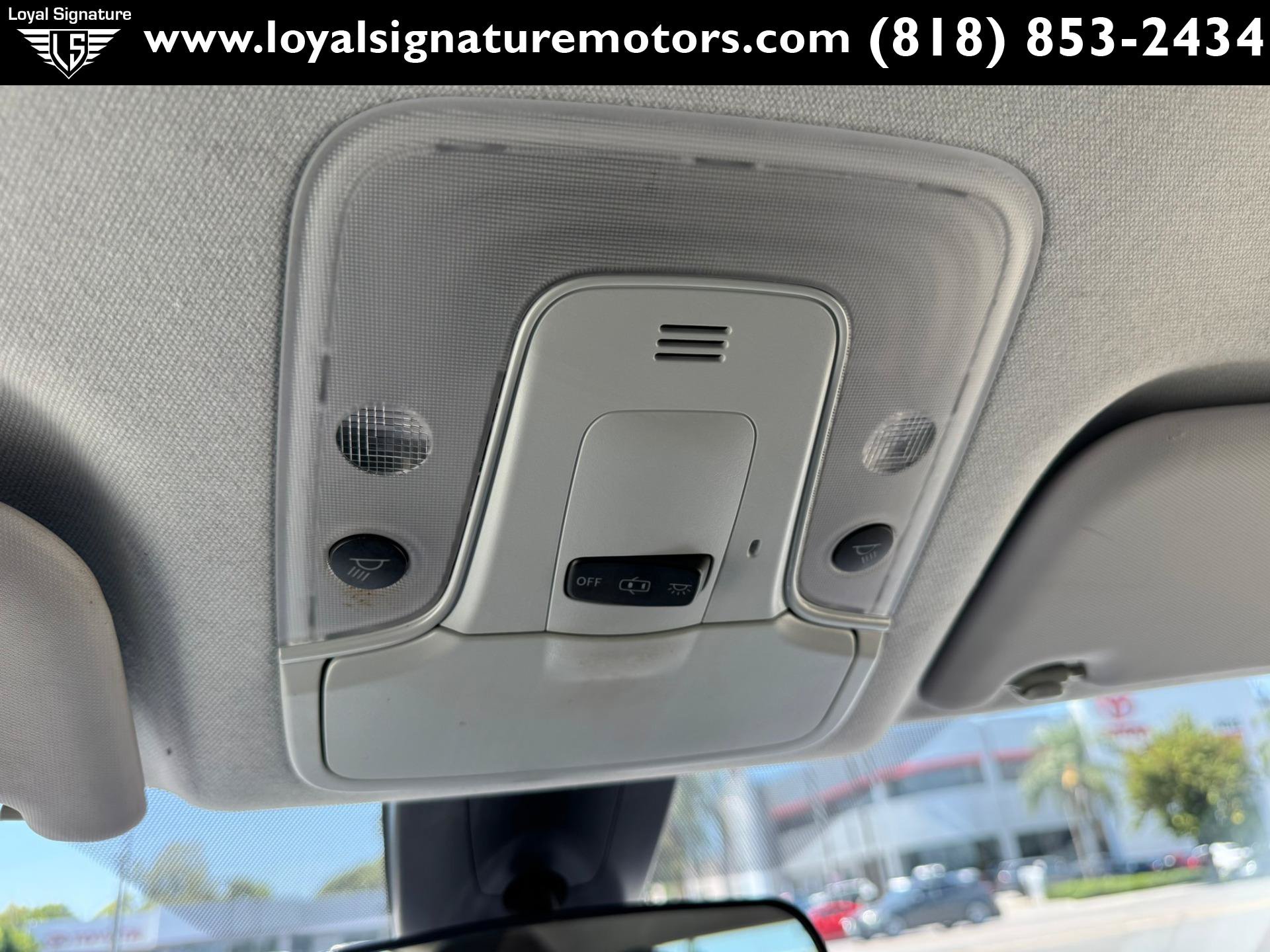 Used 2018 Toyota Prius Two w/ Prius Two Safety Plus Package FWD image 29