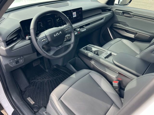 Certified 2026 Kia EV9 Light image 11