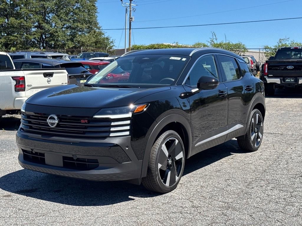 New 2025 Nissan Kicks SR FWD image 7