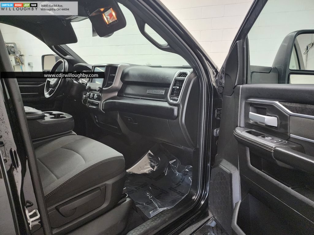Used 2024 RAM 2500 Big Horn w/ Bed Utility Group AWD/4WD image 32