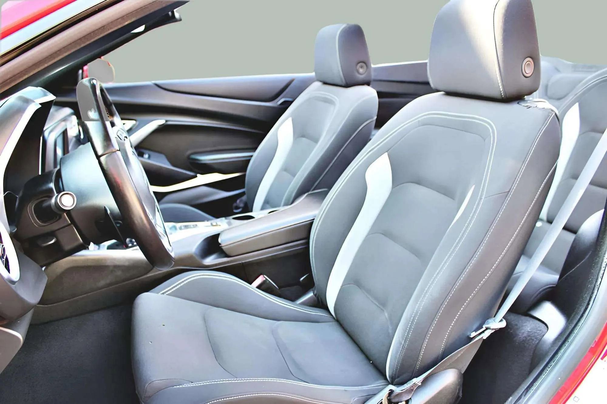 Used 2017 Chevrolet Camaro LT w/ RS Package image 24