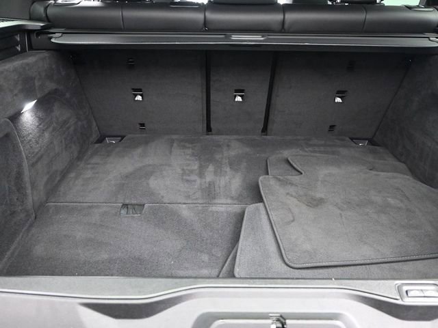 Used 2025 BMW X5 xDrive50e image 18