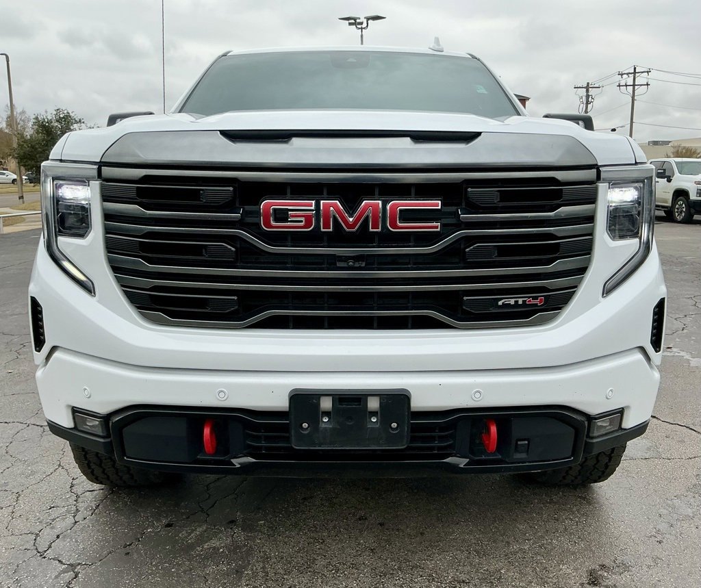 Used 2024 GMC Sierra 1500 AT4 w/ Technology Package image 9