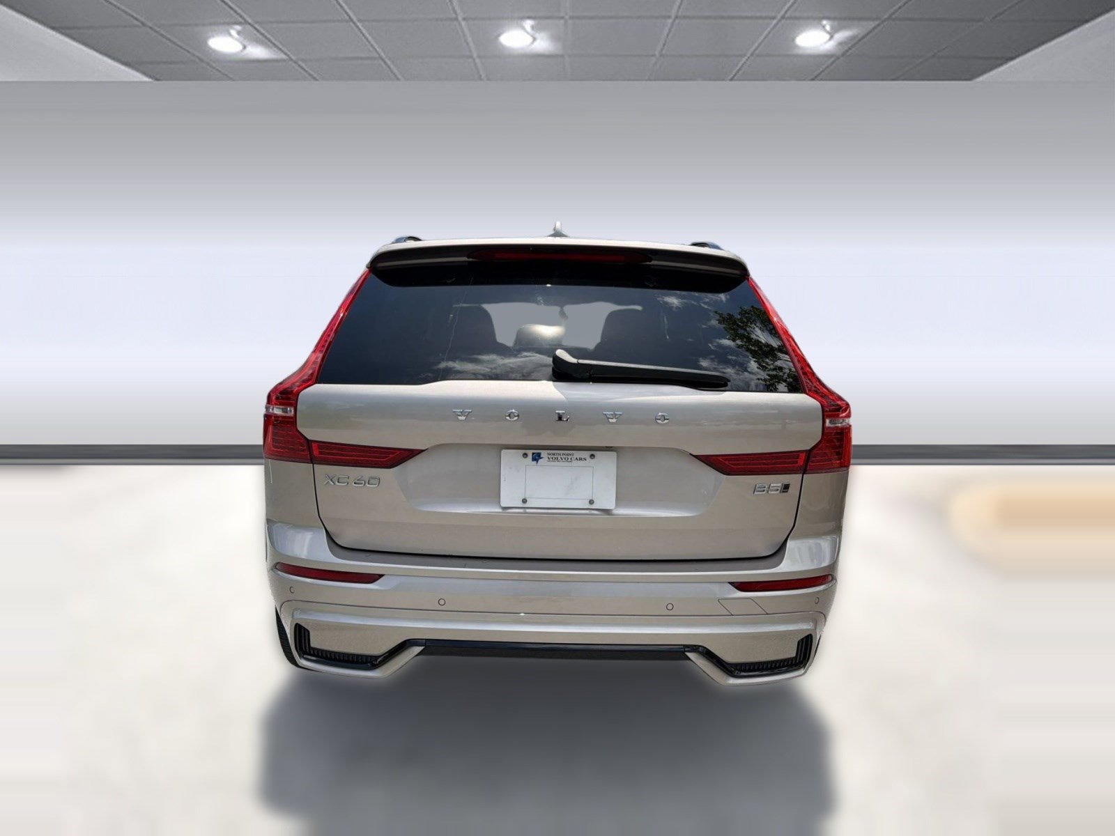 Certified 2024 Volvo XC60 B5 Ultimate AWD/4WD image 10