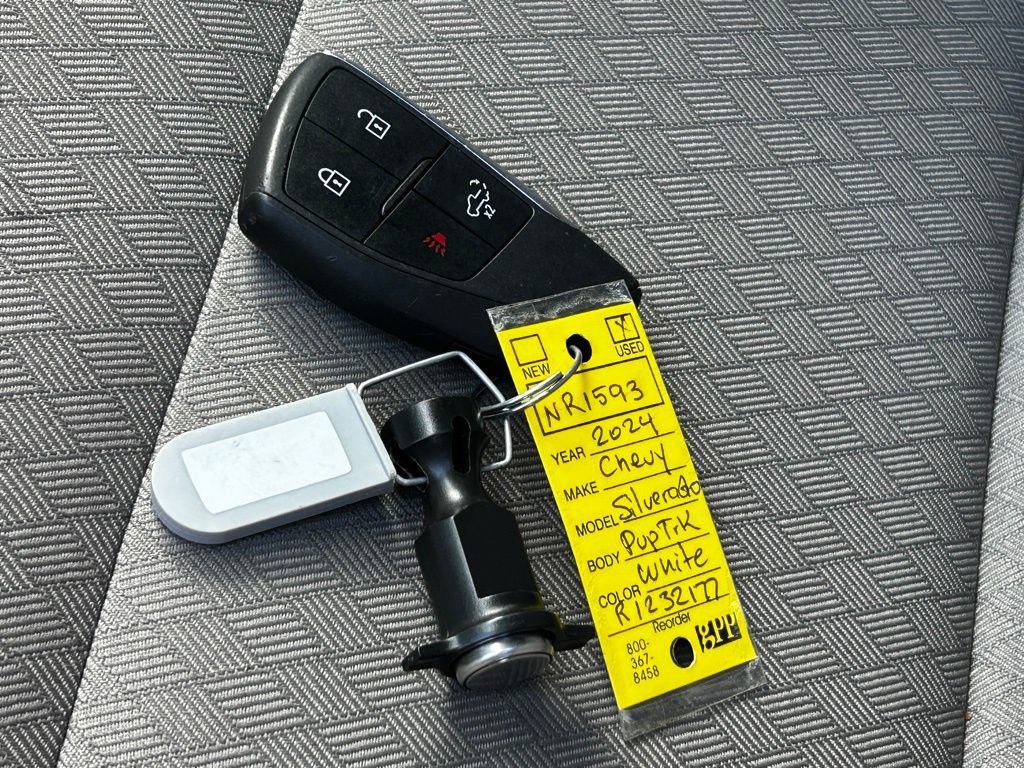 Used 2024 Chevrolet Silverado 2500 LT image 44