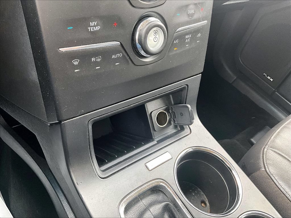 Used 2018 Ford Flex SEL w/ Equipment Group 202A FWD image 33
