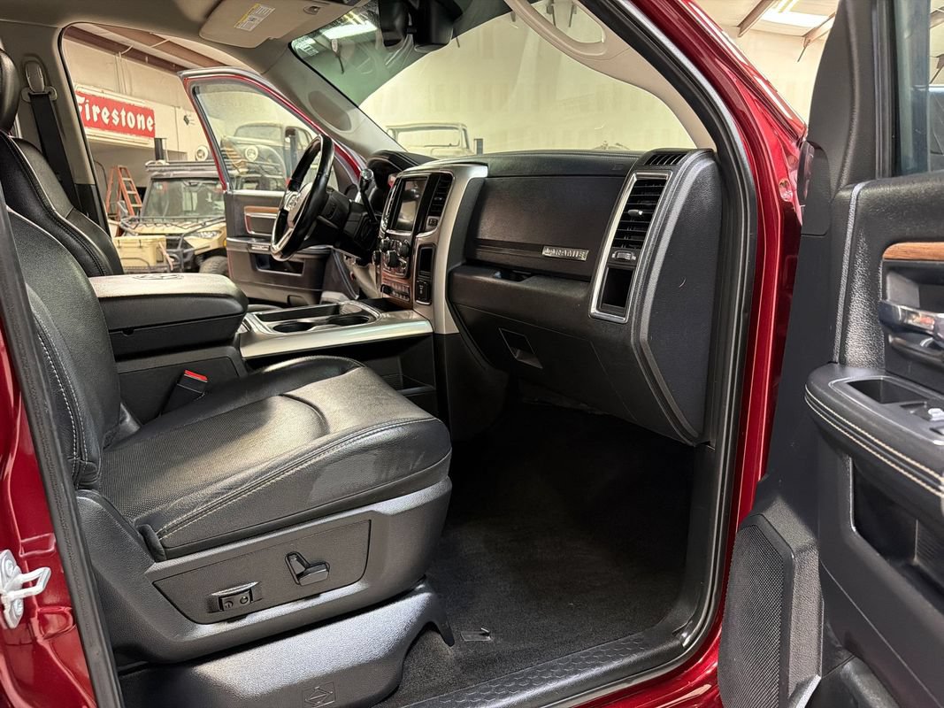 Used 2017 RAM 2500 Laramie w/ Sport Appearance Group AWD/4WD image 37
