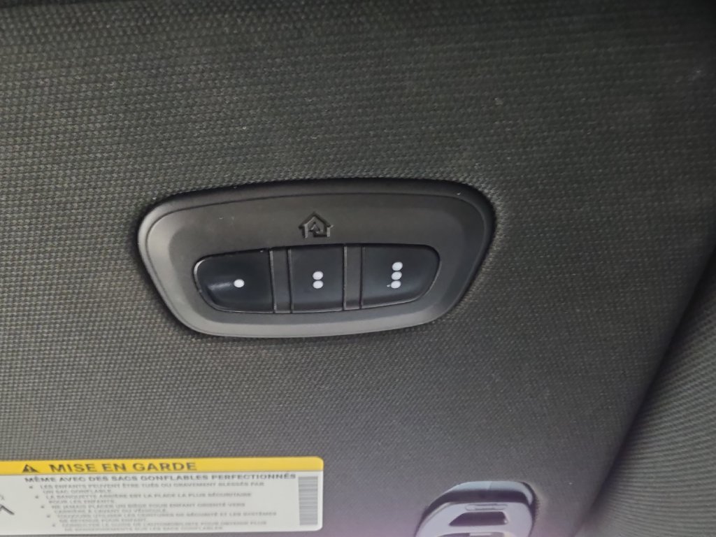 Used 2021 RAM 1500 Laramie AWD/4WD image 32