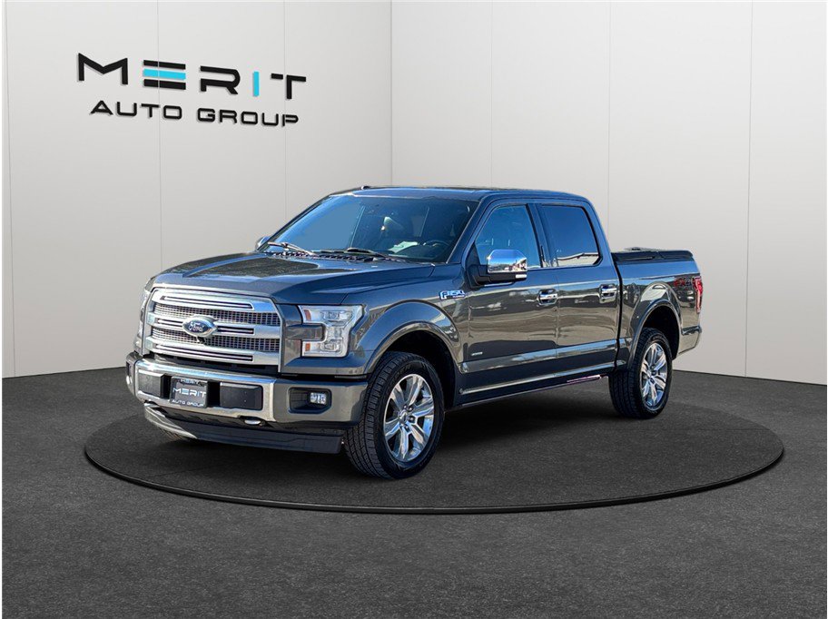 Used 2017 Ford F150 Platinum w/ Equipment Group 701A Luxury image 4