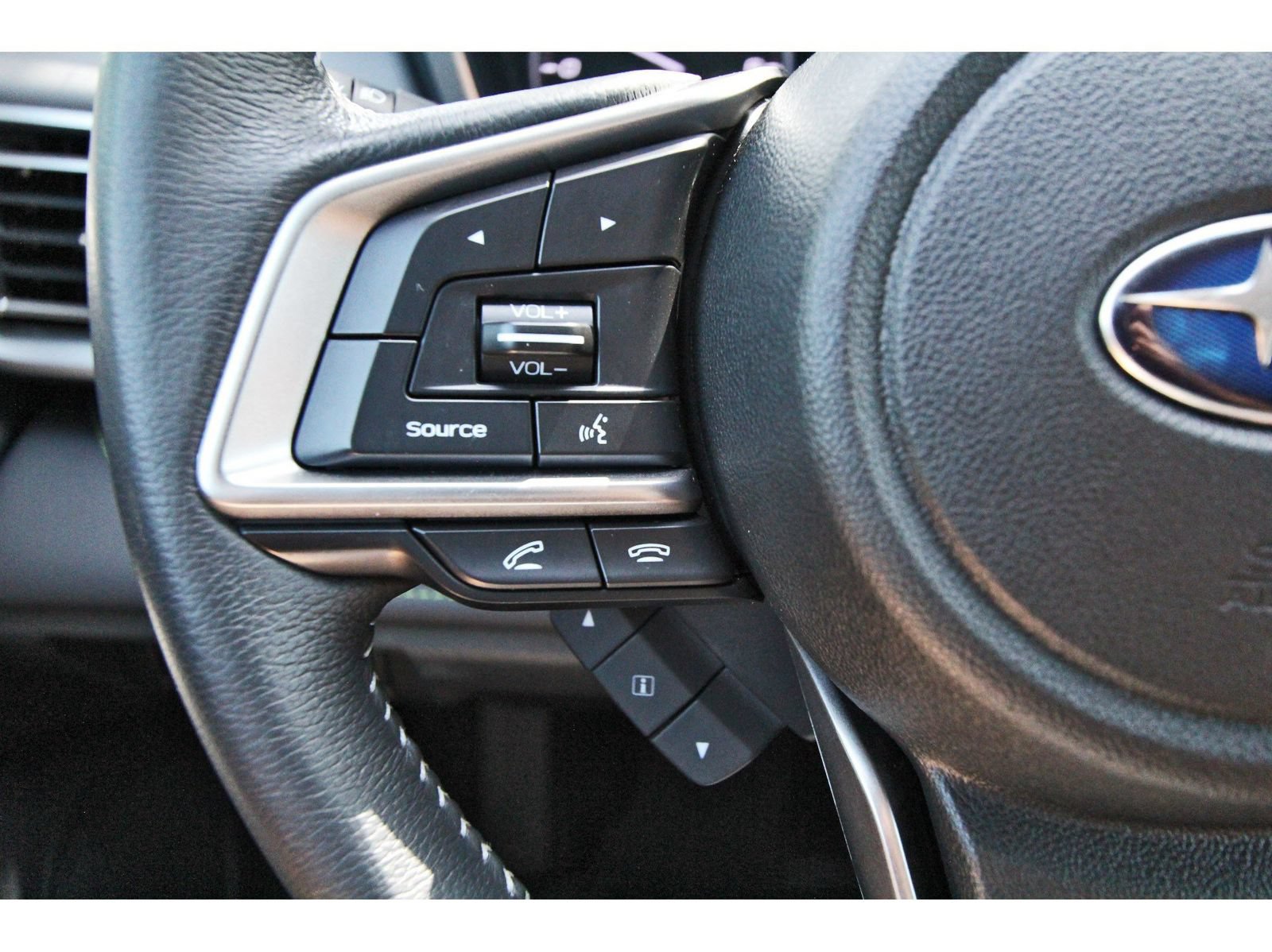 Used 2020 Subaru Outback Onyx Edition XT w/ Popular Package #2 AWD/4WD image 15
