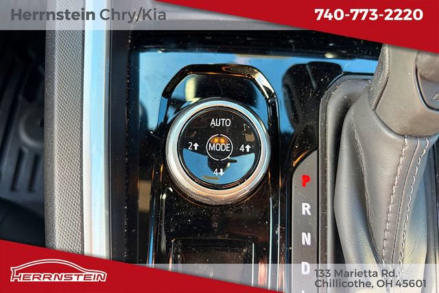 Used 2026 Chevrolet Colorado Trail Boss AWD/4WD image 20