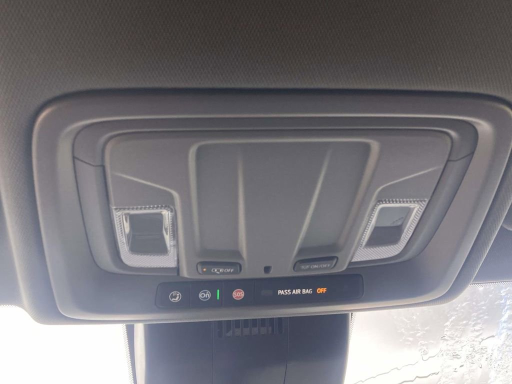 New 2026 GMC Sierra 1500 SLE image 23