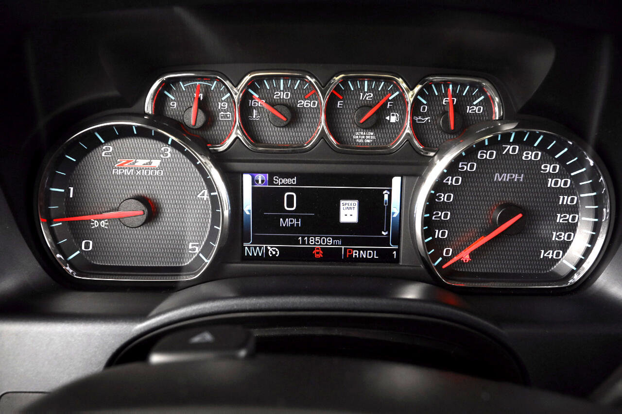 Used 2018 Chevrolet Silverado 2500 LTZ image 24