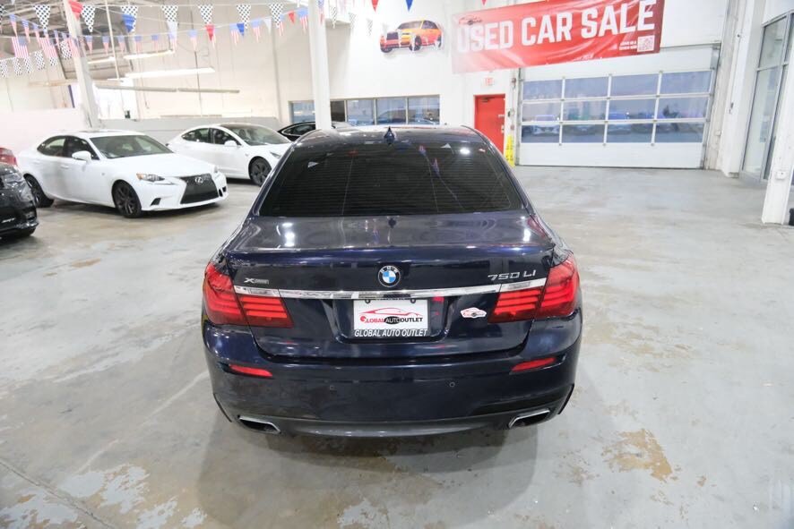Used 2015 BMW 750Li xDrive AWD/4WD image 9