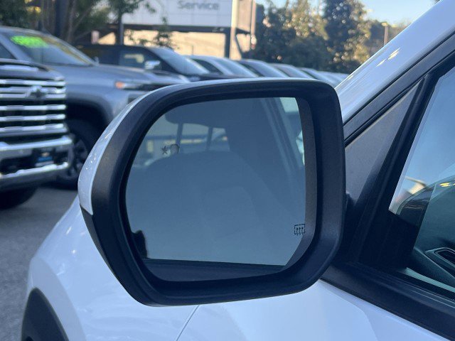 Used 2025 Chevrolet Equinox LT image 19