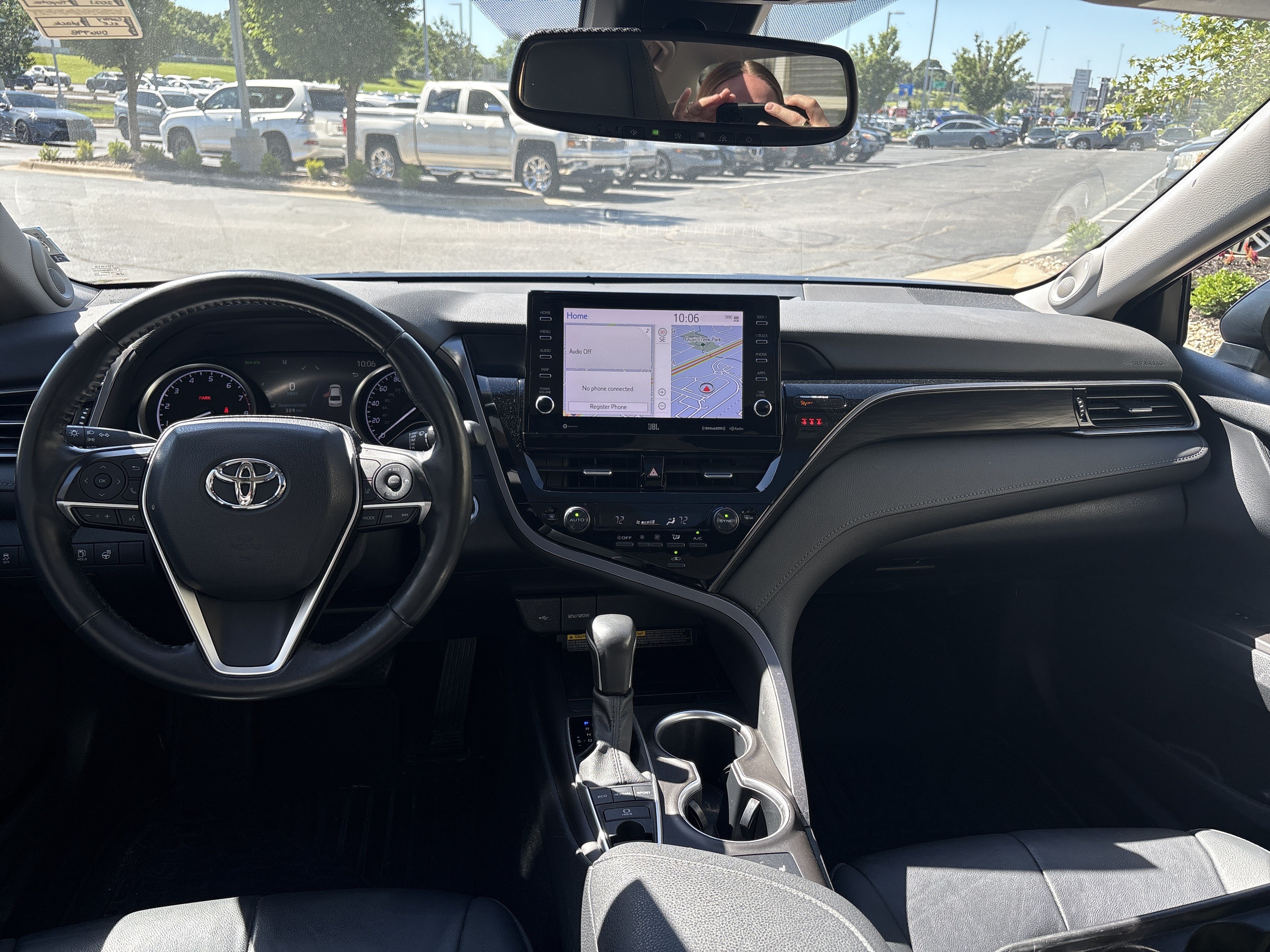 Used 2021 Toyota Camry XLE w/ Navigation Package AWD/4WD image 29