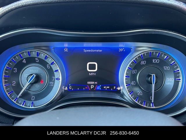 Used 2019 Chrysler 300 Touring L w/ Quick Order Package 22F image 26
