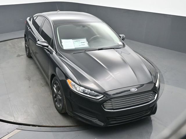 Used 2016 Ford Fusion SE w/ SE Cold Weather Package image 45