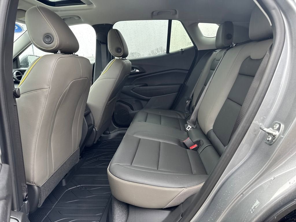 New 2026 Chevrolet Trax ACTIV w/ Sunroof Package FWD image 14
