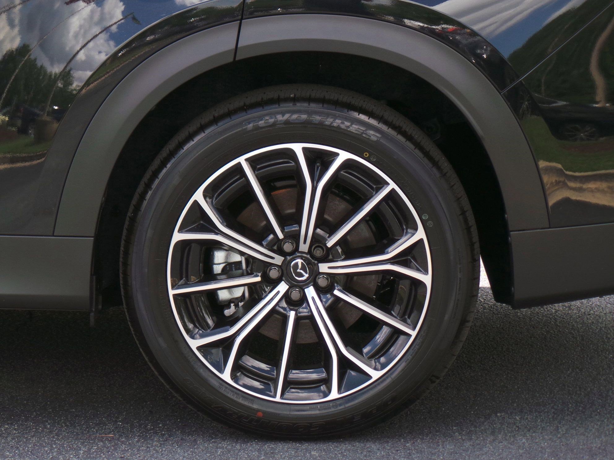New 2025 MAZDA CX-70 Plug-In Hybrid w/ Premium Plus image 30