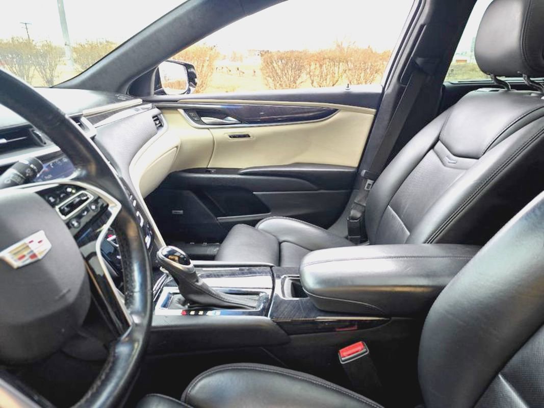 Used 2016 Cadillac XTS Vsport Platinum image 13