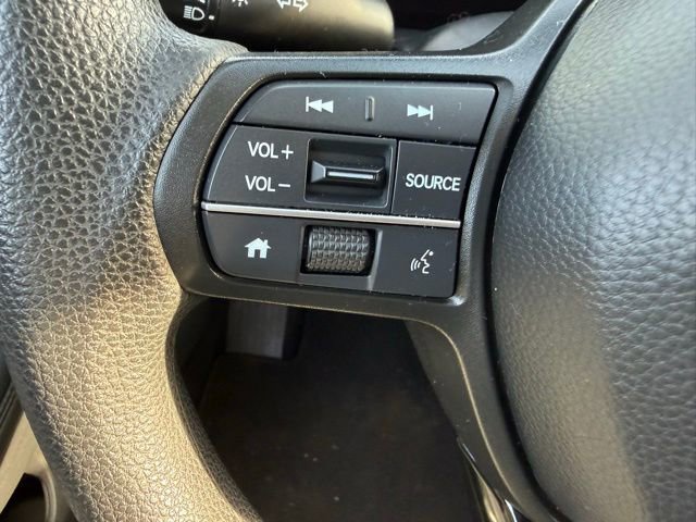 Used 2025 Honda HR-V LX image 15