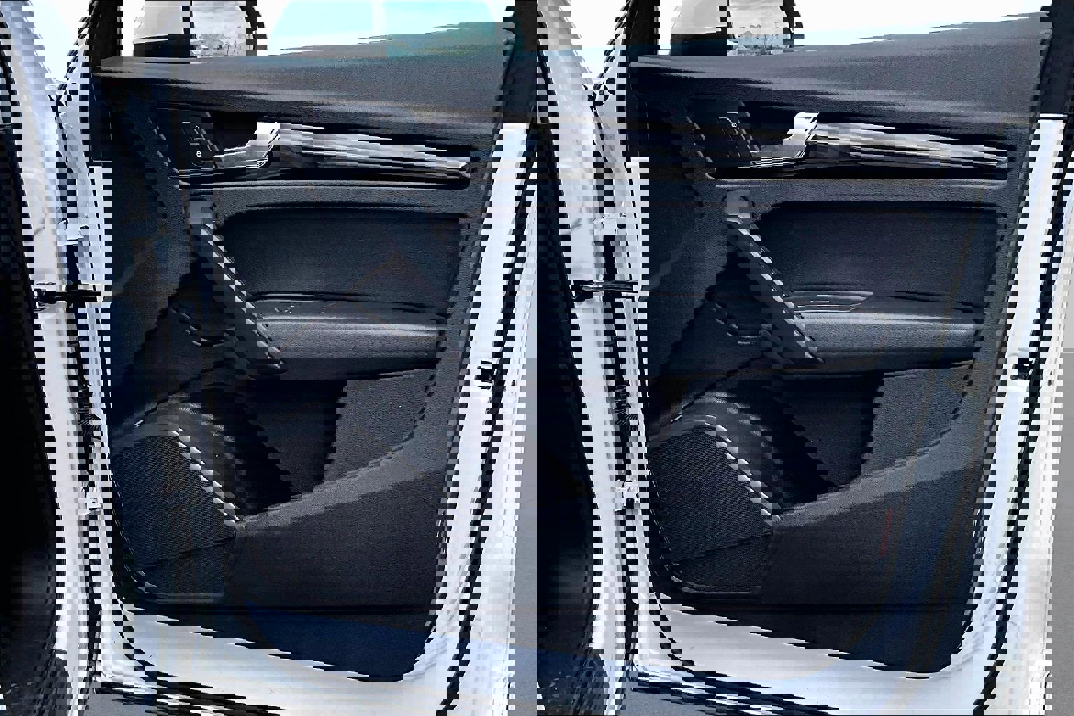 Used 2018 Audi Q5 2.0T Premium w/ Convenience Package AWD/4WD image 17