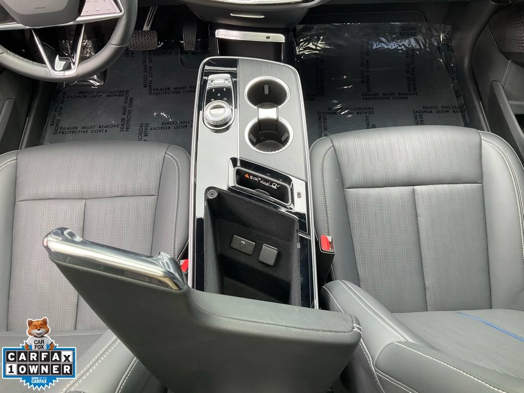 Used 2024 Cadillac Lyriq Sport RWD image 46