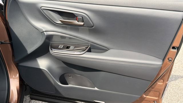 New 2026 Toyota Crown Platinum image 37