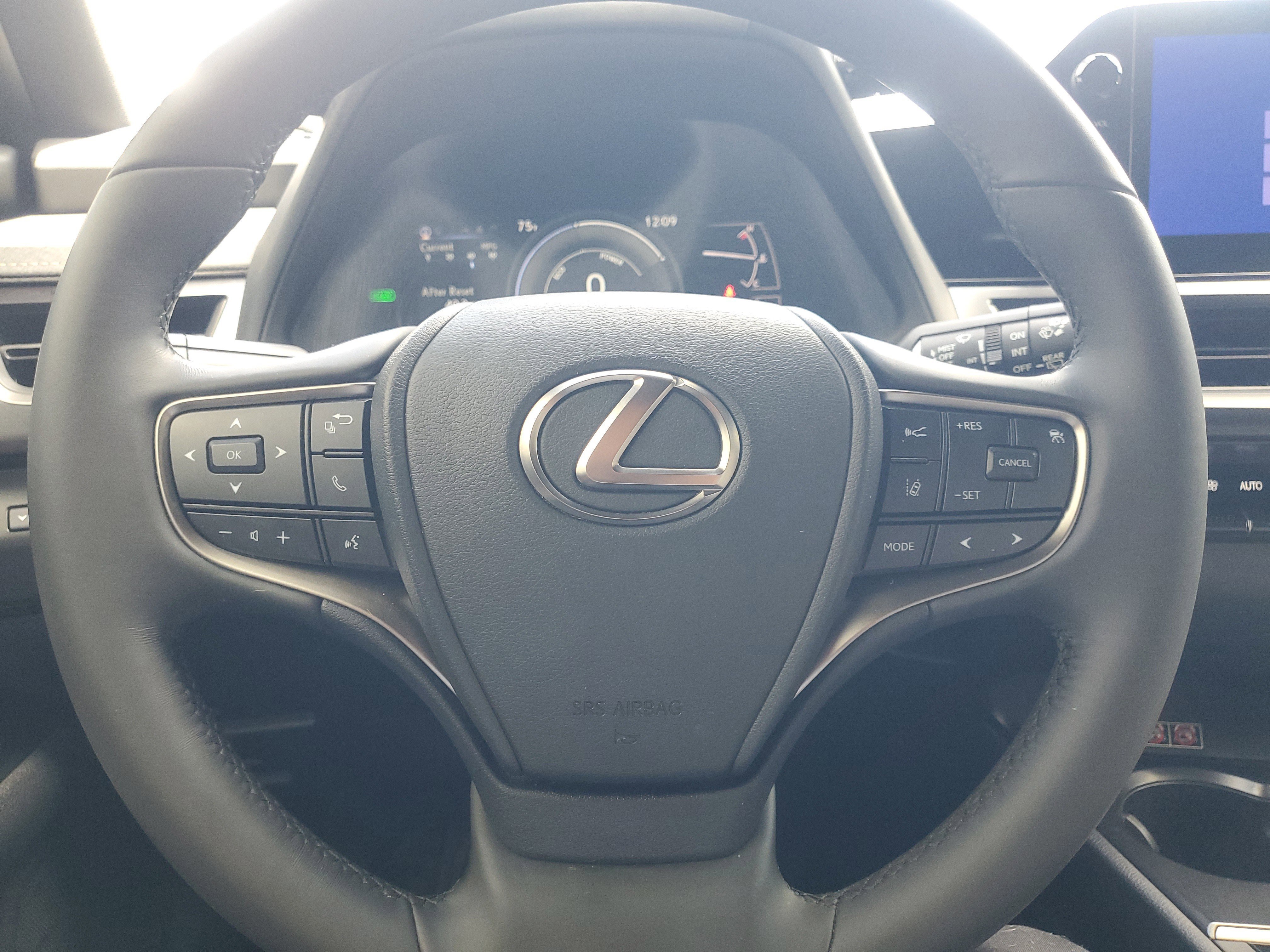 Certified 2024 Lexus UX 250h FWD image 20