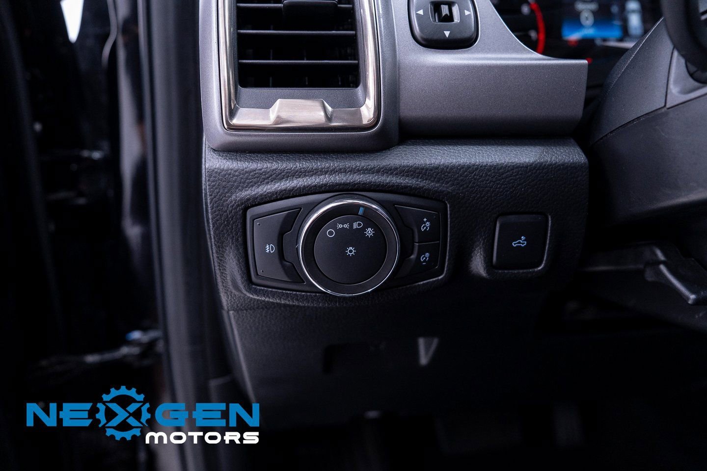 Used 2021 Ford Ranger XLT w/ Equipment Group 301A Mid image 20