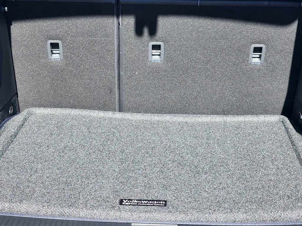 New 2026 Volkswagen Tiguan SE R-Line image 20