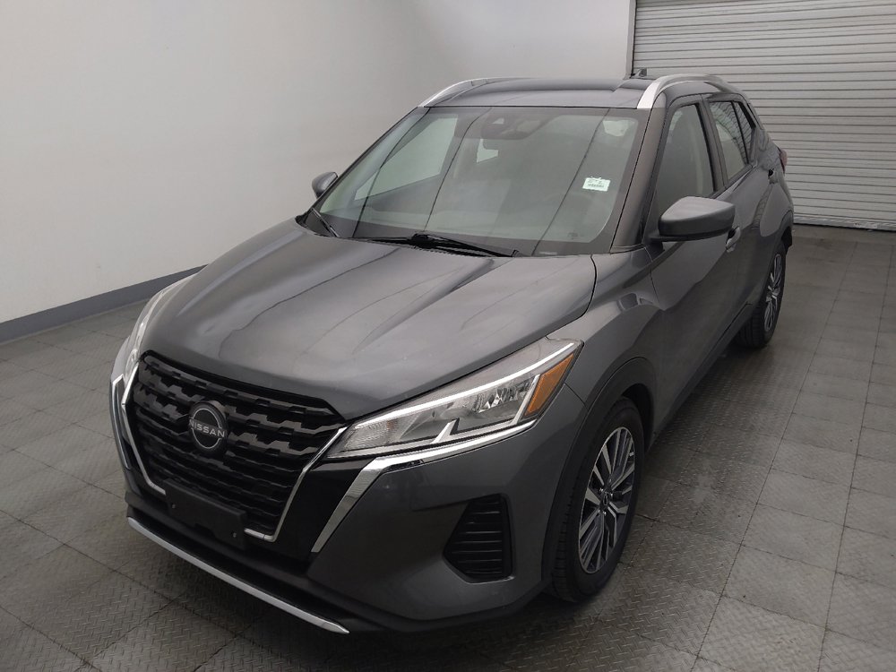 Used 2022 Nissan Kicks SV FWD image 15