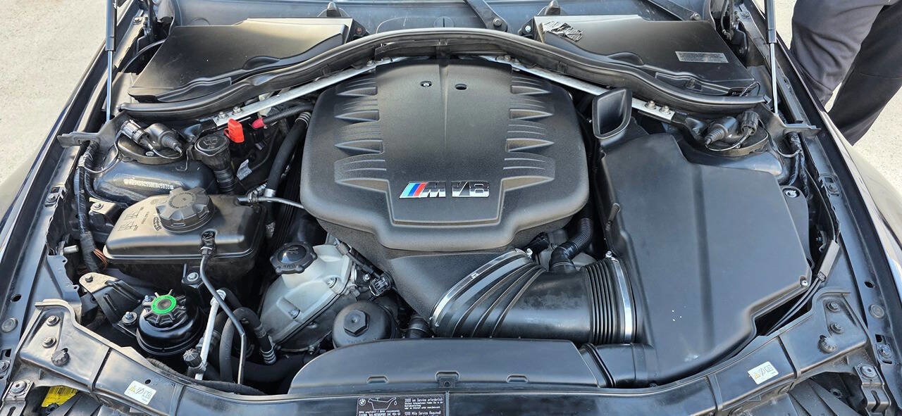 Used 2011 BMW M3 Coupe image 32