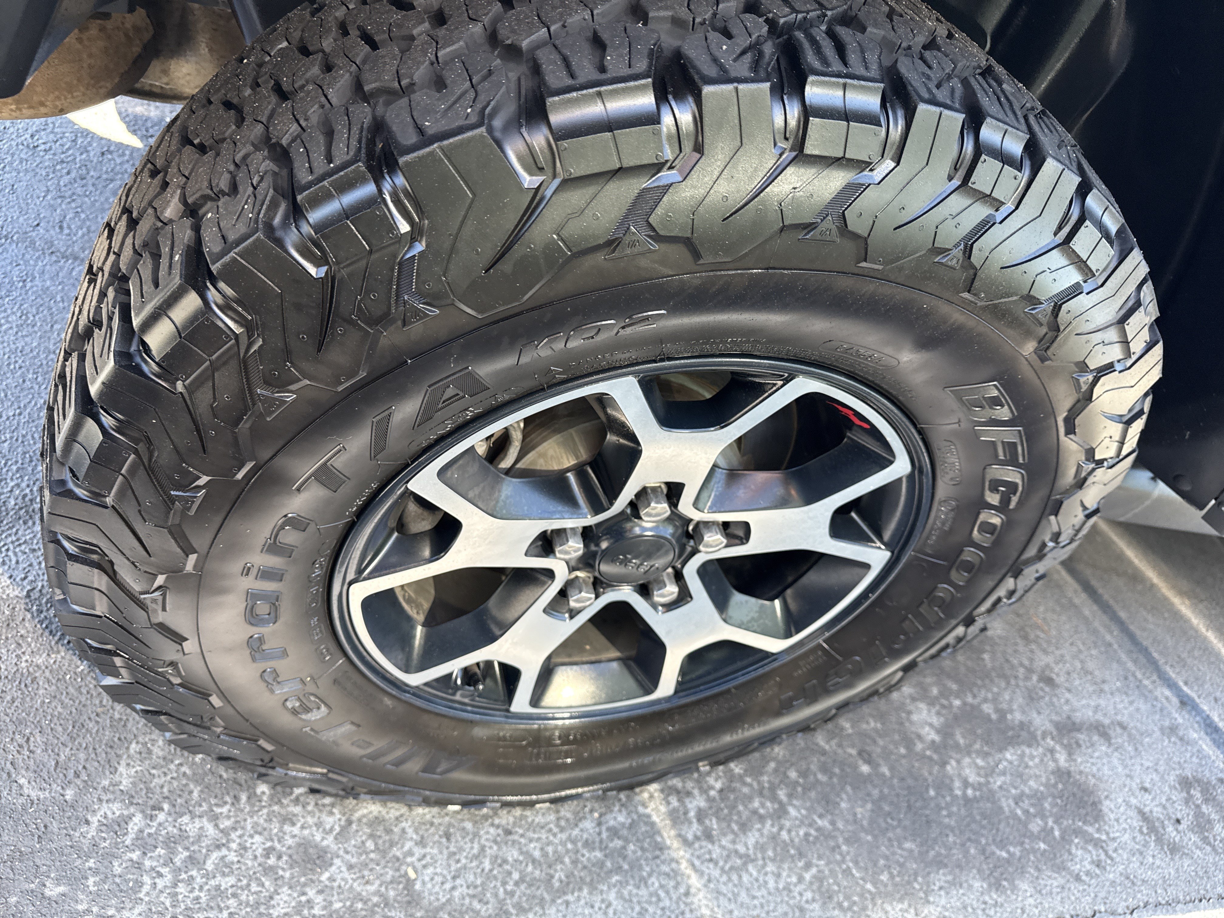 Used 2019 Jeep Wrangler Unlimited Rubicon AWD/4WD image 11