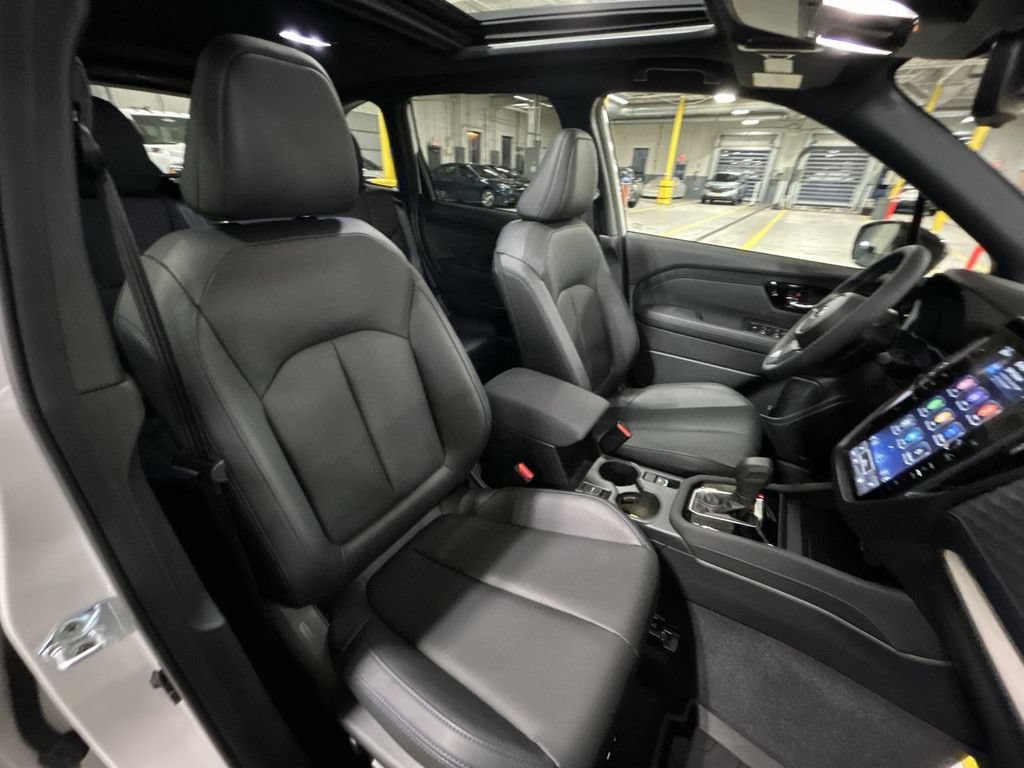 Certified 2025 Subaru Forester Limited AWD/4WD image 25