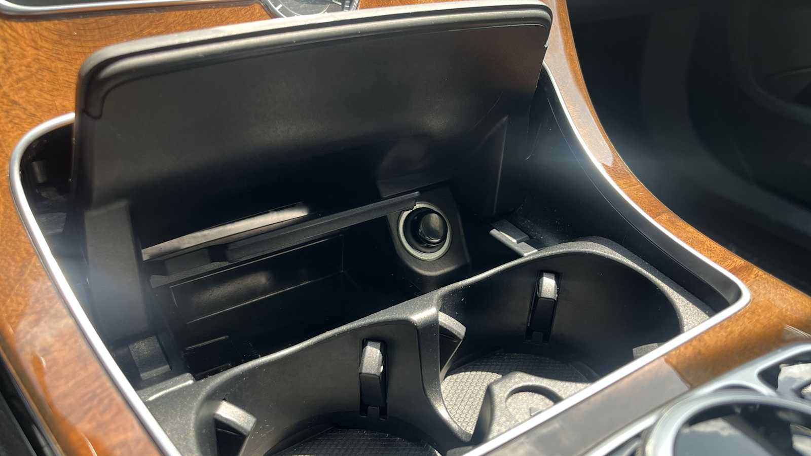 Used 2017 Mercedes-Benz C 300 4MATIC Sedan image 44