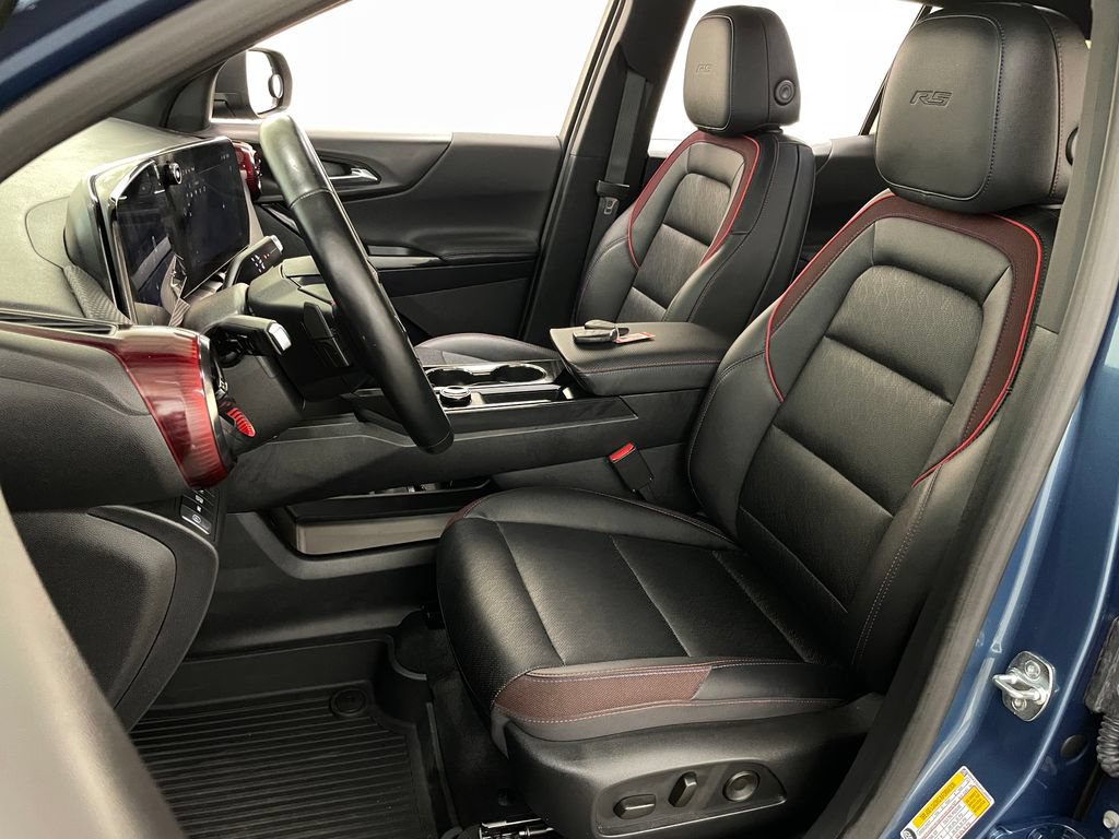 Used 2026 Chevrolet Equinox RS w/ LPO, Floor Liner Package AWD/4WD image 23