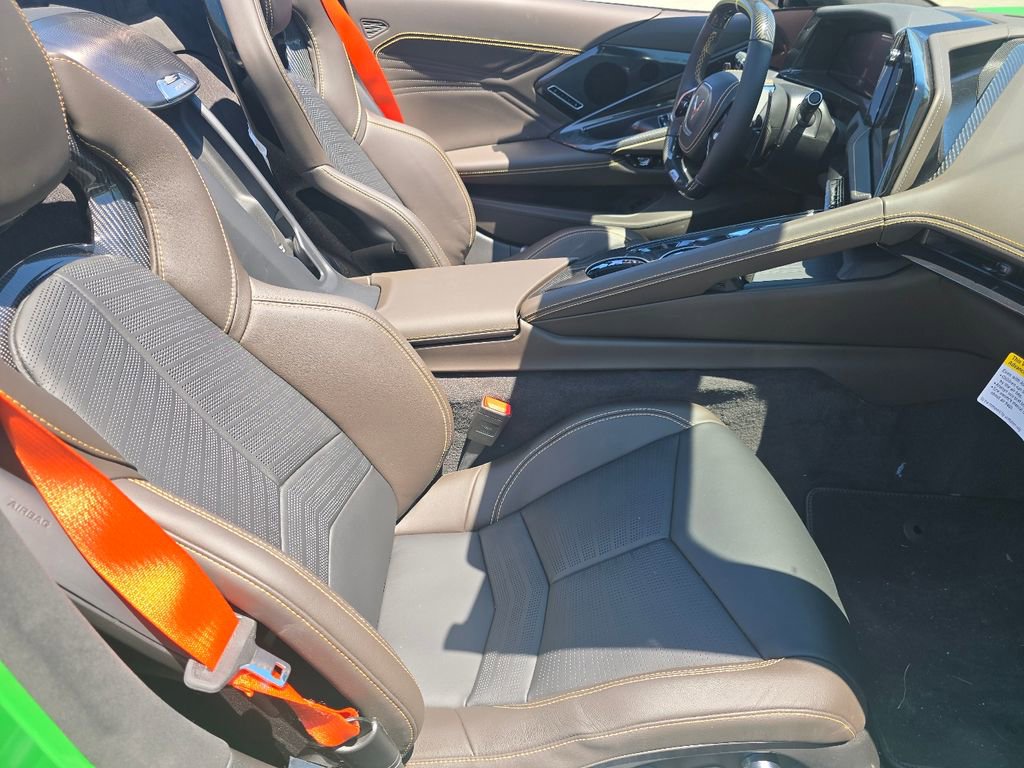 Used 2026 Chevrolet Corvette Z06 RWD image 19