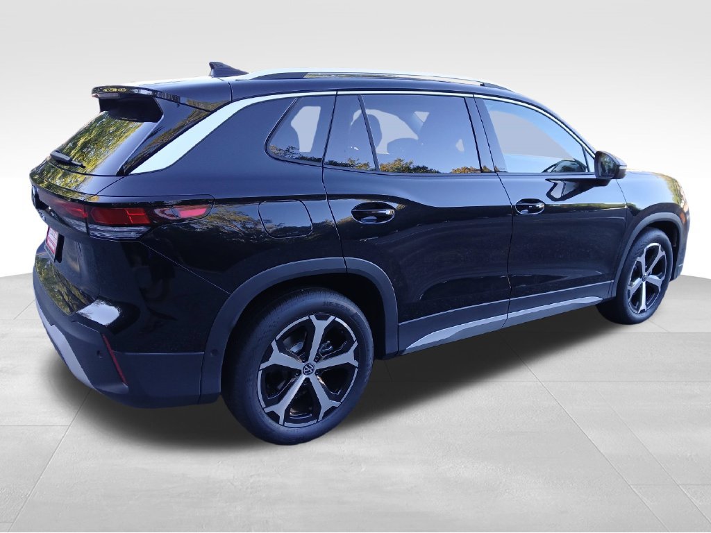 New 2027 Volkswagen Tiguan SE FWD image 5