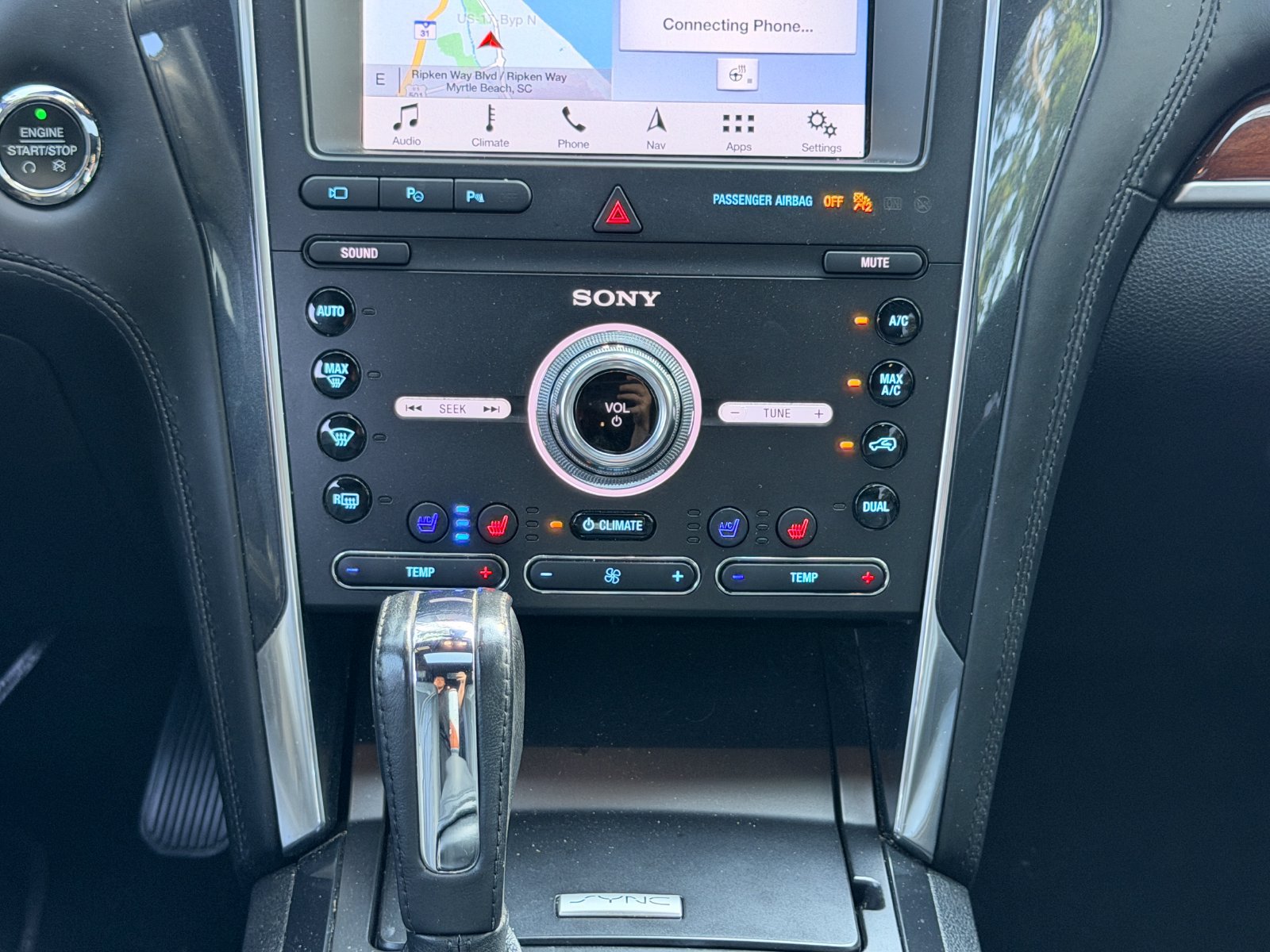 Used 2019 Ford Explorer Platinum AWD/4WD image 25