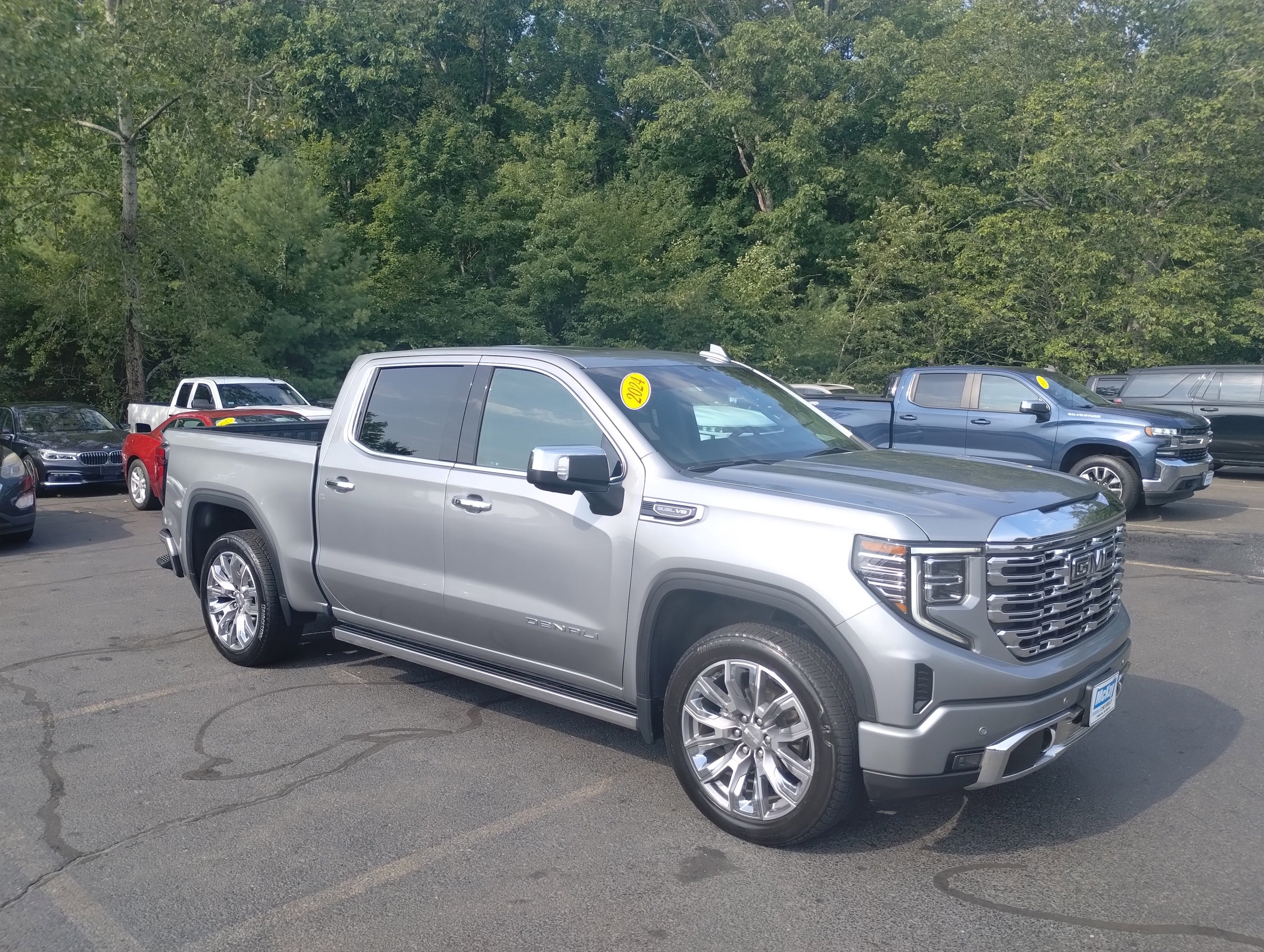 Used 2024 GMC Sierra 1500 Denali w/ Denali Reserve Package image 1