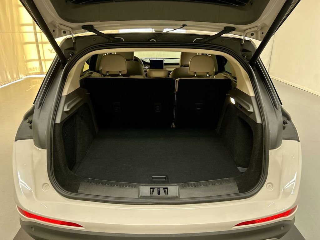 Used 2022 Lincoln Corsair Standard w/ Equipment Group 101A image 22