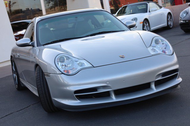 Used 2003 Porsche 911 Targa RWD image 2