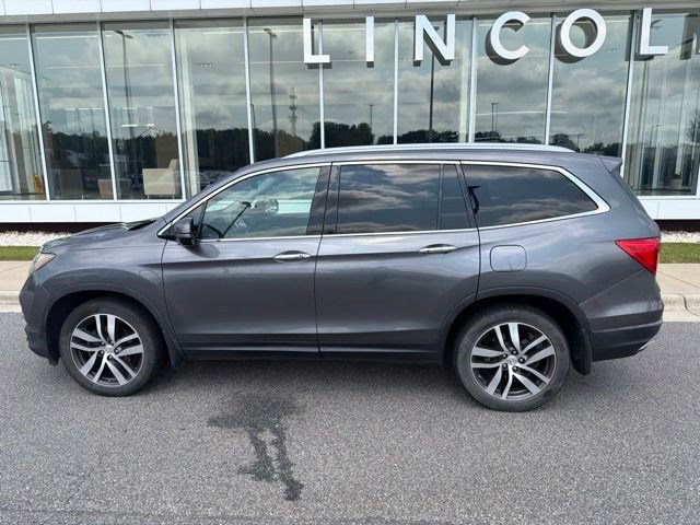 Used 2016 Honda Pilot Elite image 6