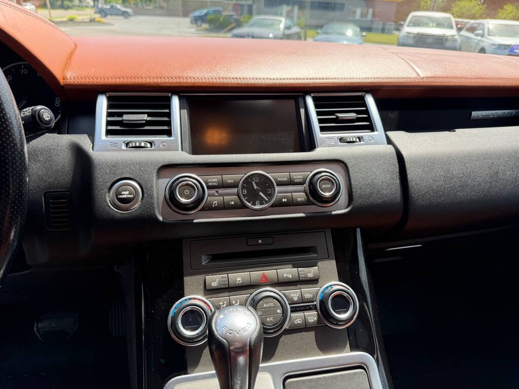 Used 2011 Land Rover Range Rover Sport HSE LUX AWD/4WD image 15