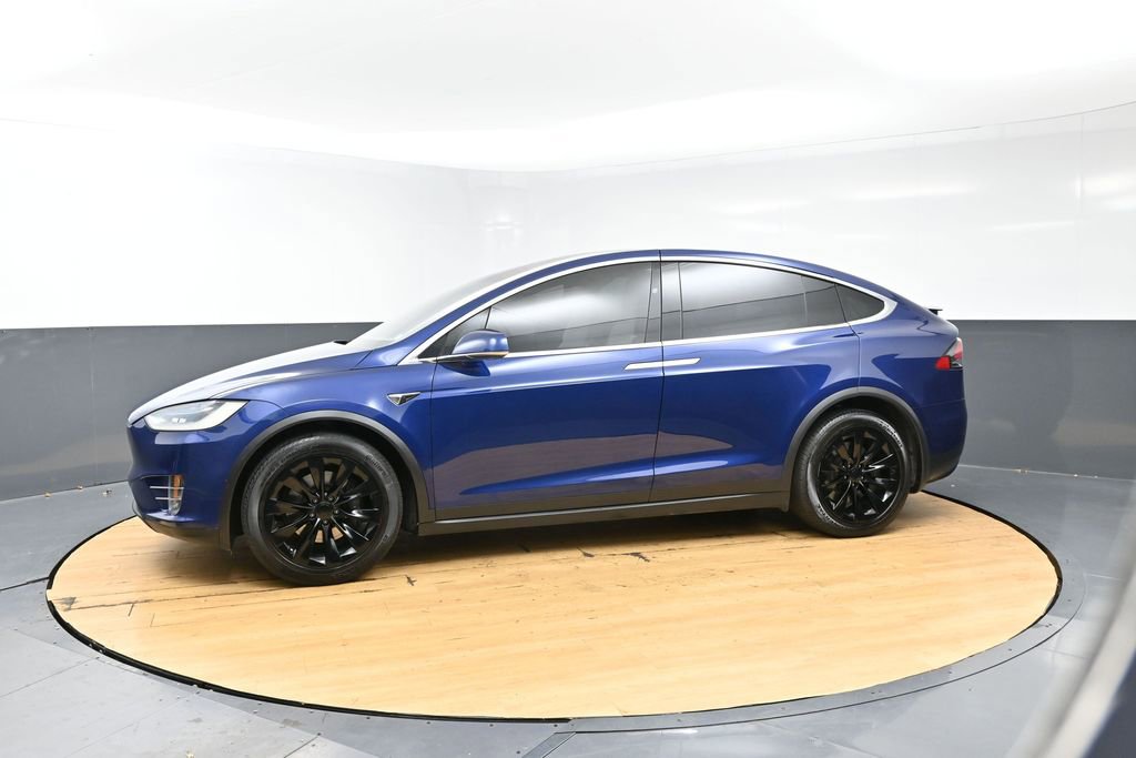 Used 2017 Tesla Model X 90D image 17