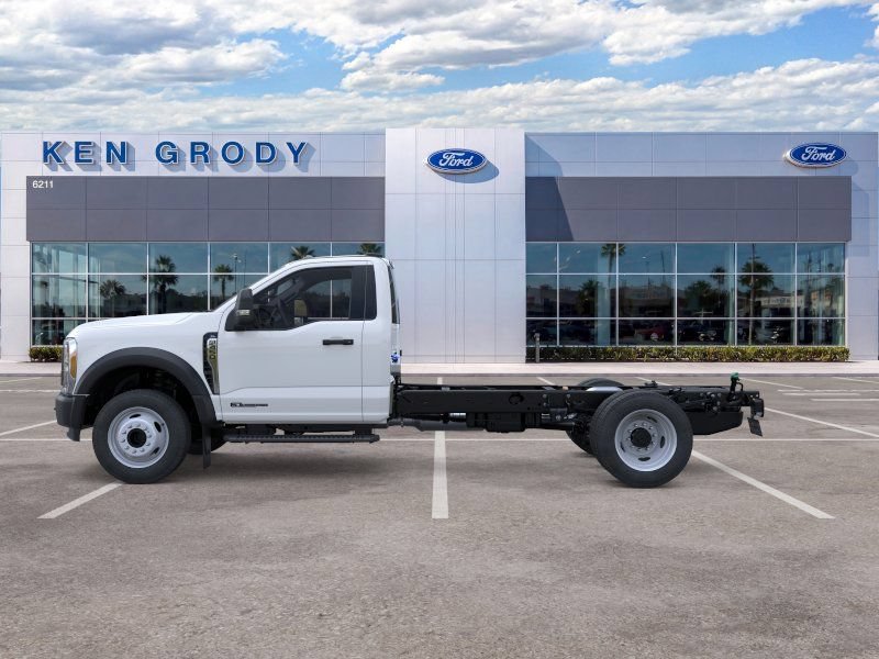 New 2026 Ford F450 XL RWD image 3