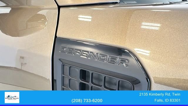 Used 2020 Land Rover Defender 110 X AWD/4WD image 16